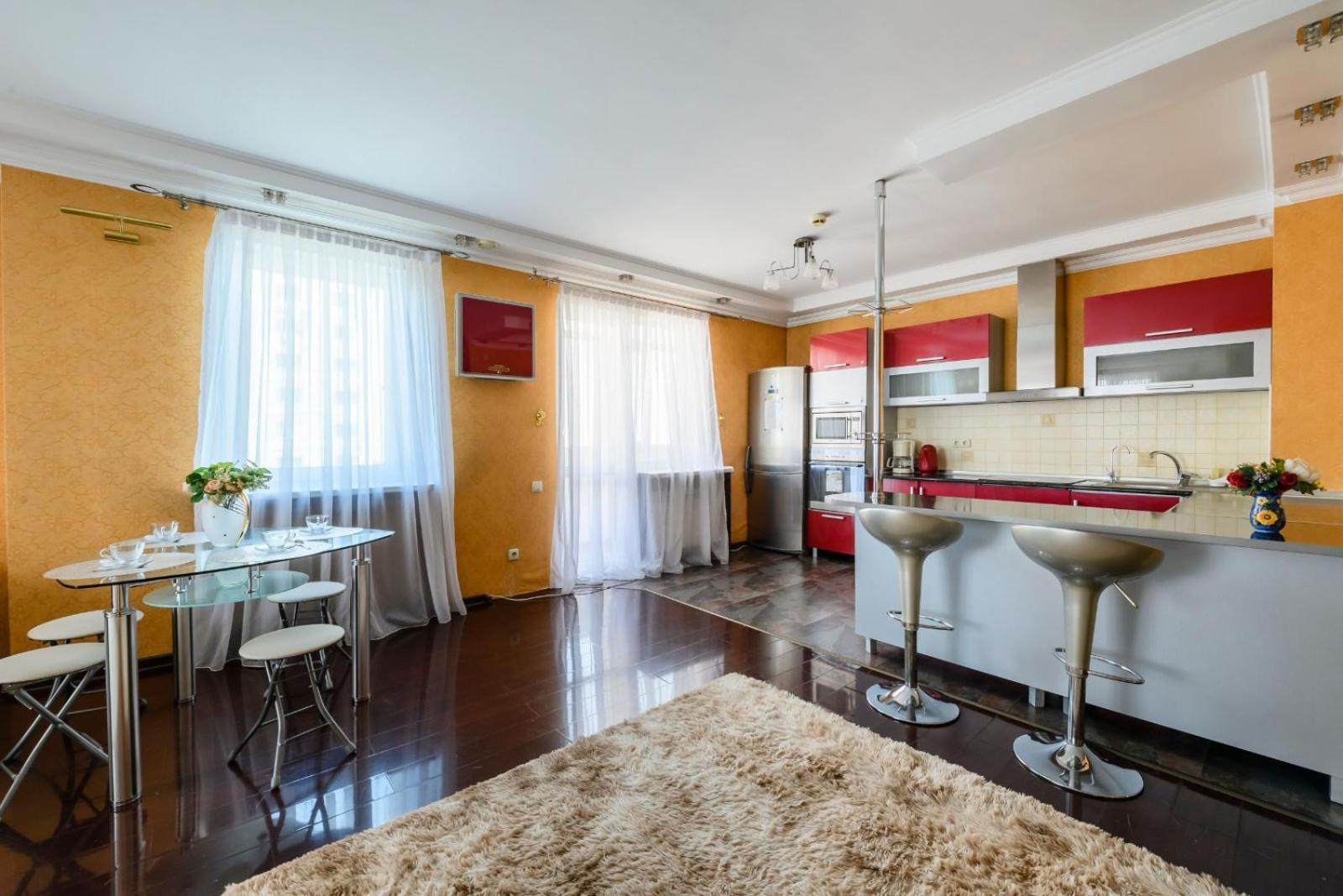 Uut, Comfort, Mega Apartment Almaty Bagian luar foto